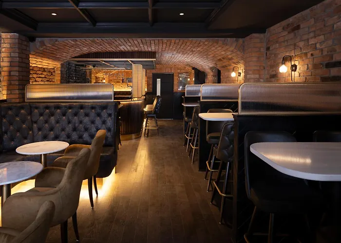 Bed & Breakfast House 15 4*