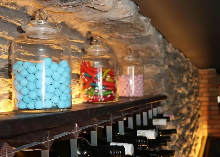 House 15 Bed & Breakfast 4*